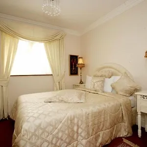 Audley House Bed and breakfast